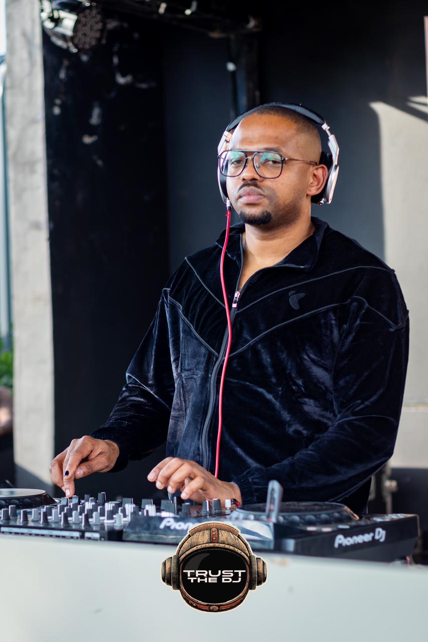 PHOTO-2025-11-19-13-42-26